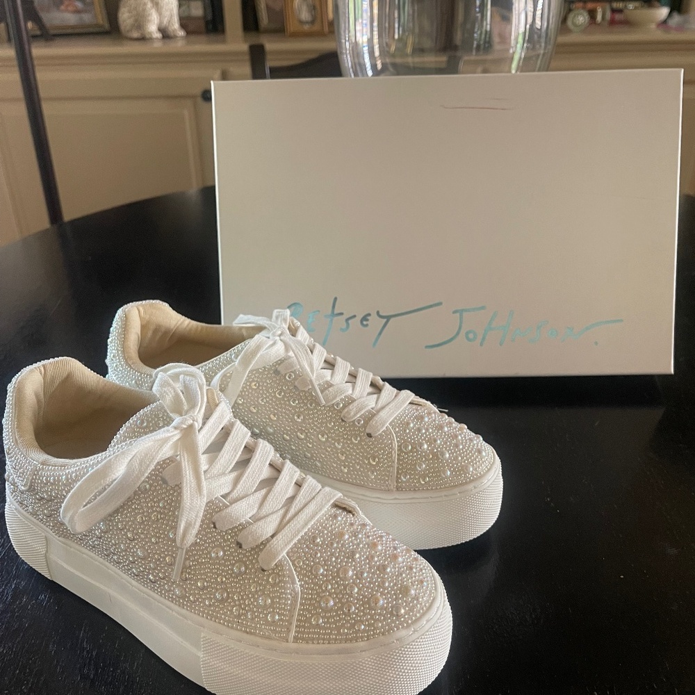 Betsy Johnson Sidny Pearl Platform Sneakers